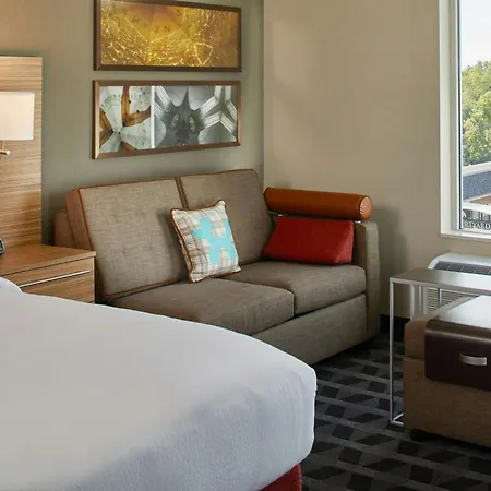 Towneplace Suites By Marriott Columbus North - Osu